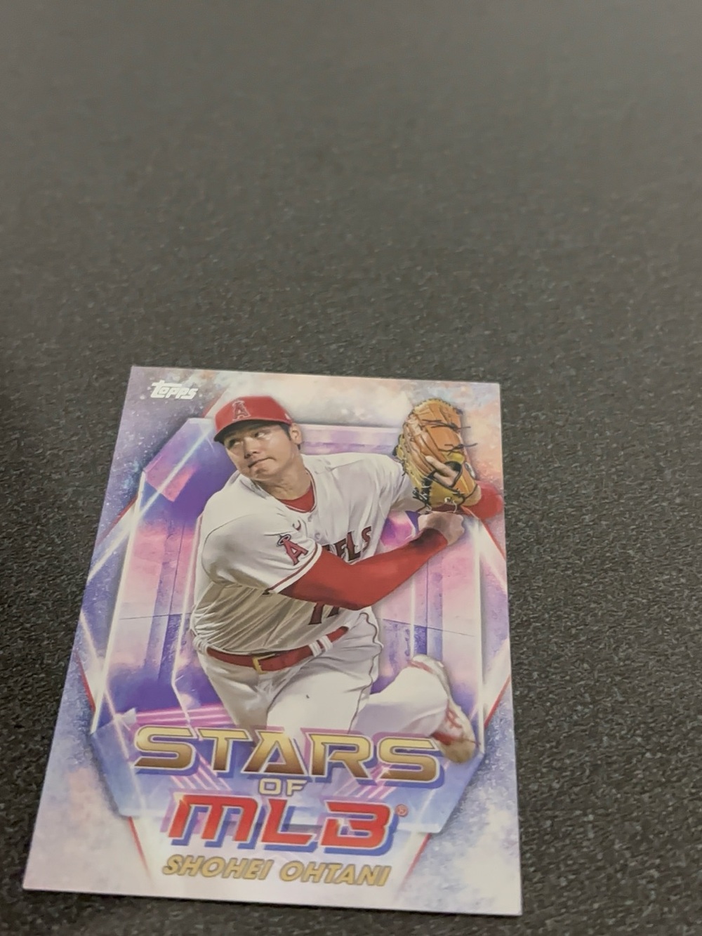 Topps Shohei Ohtani Holographic Card - Purple, Pink